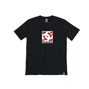 Camiseta Dc Shoes 90s over sized - Preta