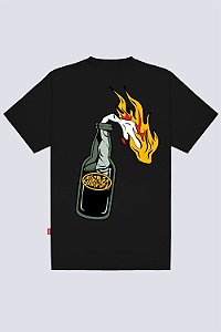 Camiseta Chronic 4443 Molotov - Preta