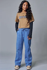 BLUSA BOXY OVER EM MEIA MALHA BEGE ESCURO