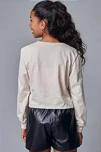 BLUSA BOXY OVER EM MEIA MALHA BEGE CLARO