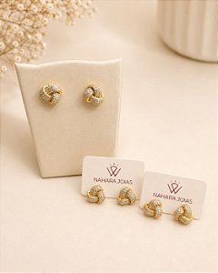 Brinco Majestade Cravejado Banhado a Ouro 18k