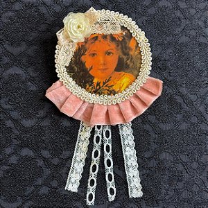 Broche vintage descanso de copo rosa