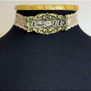 Gargantilha vintage ornamento dourado