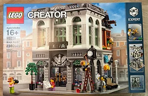 LEGO 10251 Brick Bank Modular