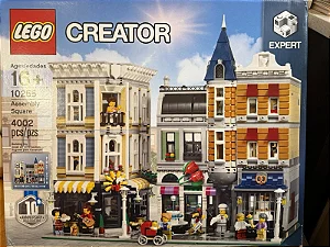 LEGO 10255 – Assembly Square