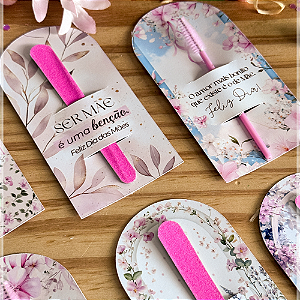 Mini Lixinha ou Escovinha para Cílios Dia das Mães