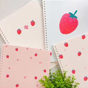 Caderno Morangos B5 e A5 70 Folhas Berry Fofo Colegial