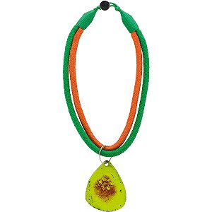 Colar Com Pingente Em Cobre Esmaltado