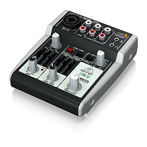 Mesa de Som Analógica Behringer 302USB Xenyx de 4 Canais