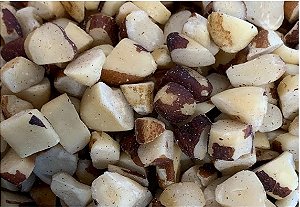 Castanha do Pará em Pedaços