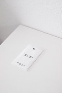 Lágrima de alegria em papel vegetal