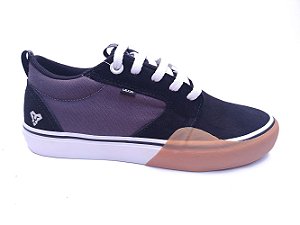 tenis lejon skate