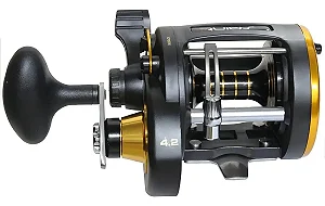 CARRETILHA SAINT KRATOS 20 DIREITA