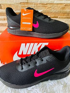 Tênis Feminino Nike Nº 37 – Conforto, Estilo e Versatilidade