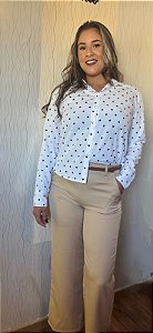 camiseta branca com coração