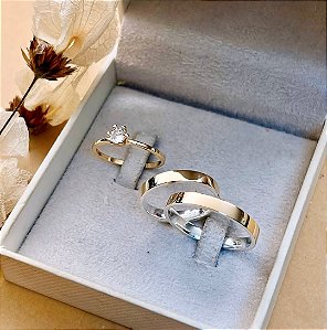 Aliança em Liga de Moeda Antiga Reta com forro de prata - 4mm (com solitário de moeda de brinde)