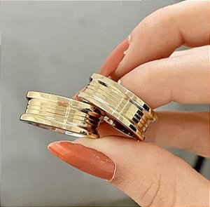 Par de Alianças de Moeda de Luxo com forro - 8mm