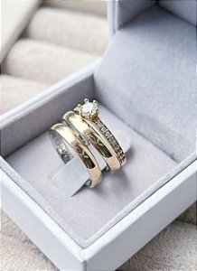 Aliança redonda 4mm moeda antiga com forro de prata com solitário luxuoso