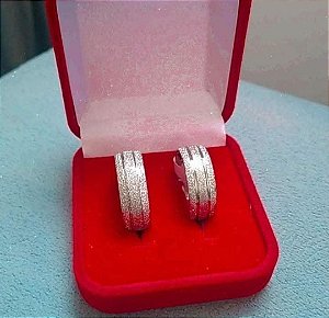 1 Aliança de Aço Prata Reta com Frisos Diamantados 6mm (Unitário)