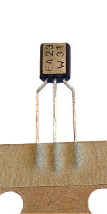 Transistor BF423