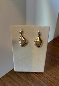 Brinco Orgânico Banho Ouro