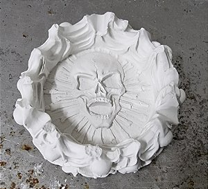 Cinzeiro Caveira Gesso Cru
