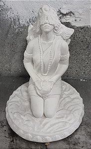 Orixá Iemanja Ajoelhada 20cm Gesso Cru