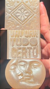 Kit com 3 Sabonetes da Lua