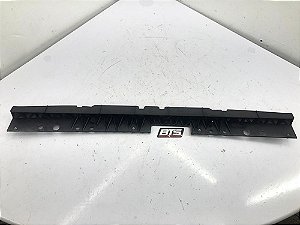 SUPORTE DA GRADE DO RADIADOR FORD MUSTANG 10-14 (ORIGINAL)