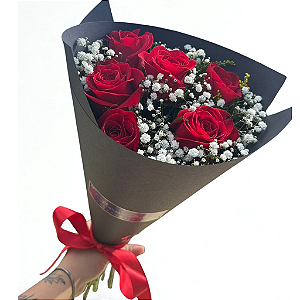 Buquê Black 6 rosas vermelhas