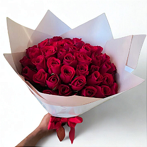 Buquê Especial 50 Rosas Vermelhas BH