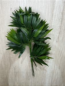 Buquê Artificial de Folhas de Palmeira Verde