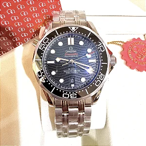 Relógio Omega Seamaster Diver 300M Automatic