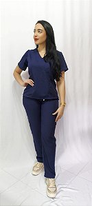Conjunto scrub Basico