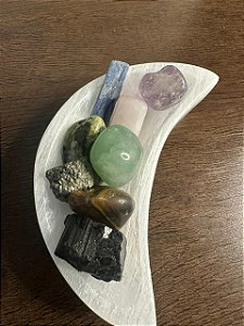 Kit Alquimia Energética - Meia Lua Selenita com Pedras Selecionadas