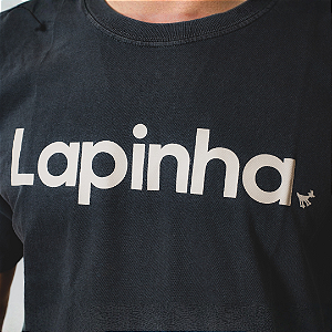 T-Shirt Estonada Unissex • CHUMBO com escrita BRANCA “Lapinhô”