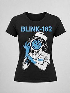 Baby look da banda de Pop-punk Blink-182