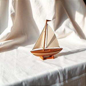 Veleiro Classico de Madeira