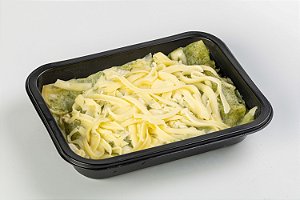 Lasanha de Frango com Espinafre - cx c/ 8uni