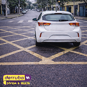 182 - Ⅶ – Parar o veículo na área de cruzamento