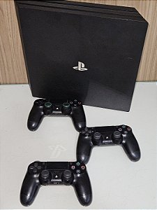 Playstation 4 PRO, 2TB, 3 Controles, Vários Jogos