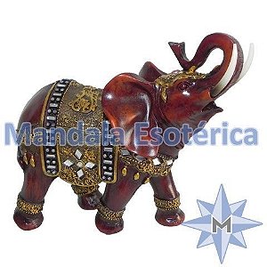 Elefante marrom de resina com manto dourado pequeno