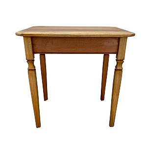 Mesa Rústica Encerrada