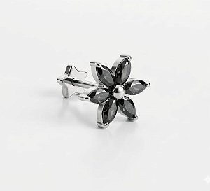 Labret Flor Black Piercing Feminino