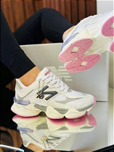 NEW BALANCE 9060 BRANCO COM ROSA
