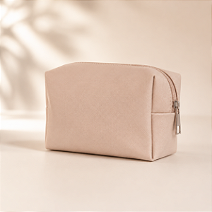 NECESSAIRE QUADRADA OFF-WHITE MINISO