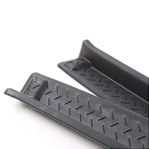Soleira Plástica Jeep Wrangler JK 2007 a 2018
