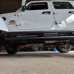 Par de Estribo Tubular Jeep Wrangler JL
