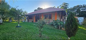 Sitio com casa 3 dormitórios escriturado em 2.000m²