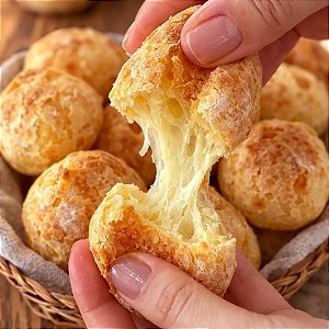 Pão de Queijo Crocante e Macio da Padaria Mandaqui